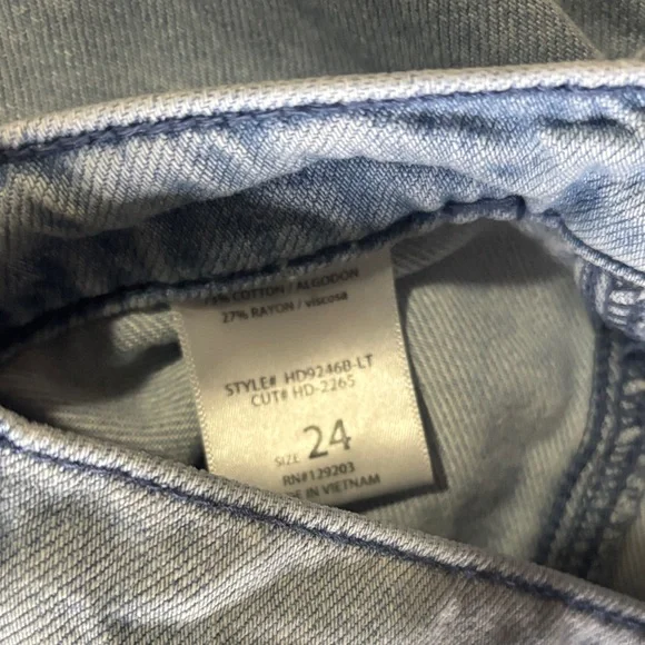 Light Blue Women's Jeans - Picture 5 of 7